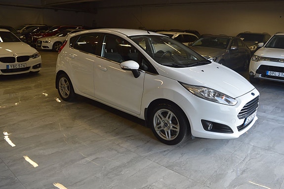Ford Fiesta 2 of 21