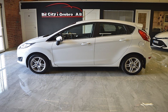 Ford Fiesta 3 of 21