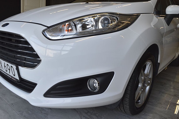Ford Fiesta 6 of 21