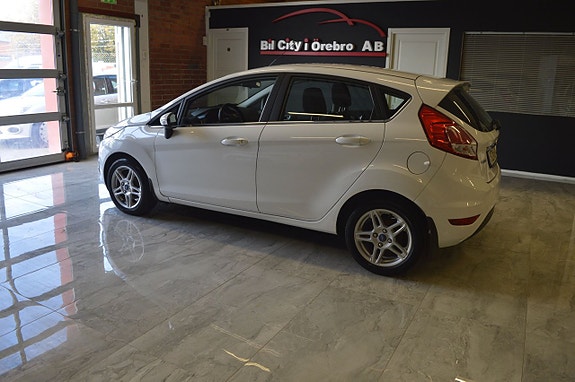 Ford Fiesta 4 of 21