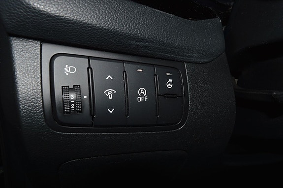 Kia Ceed 8 of 19