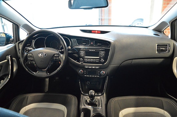 Kia Ceed 19 of 19