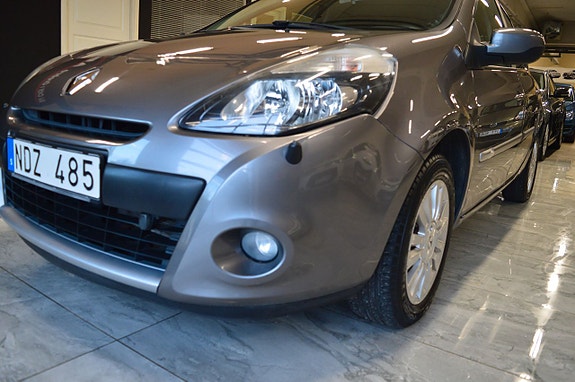 Renault Clio 6 of 19