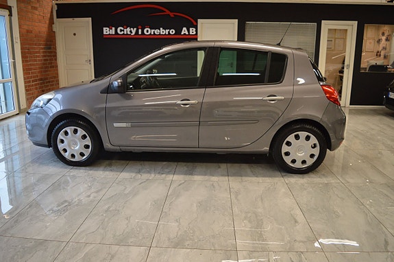 Renault Clio 3 of 18