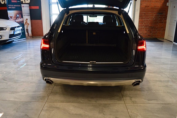 Audi A6 allroad 17 of 23