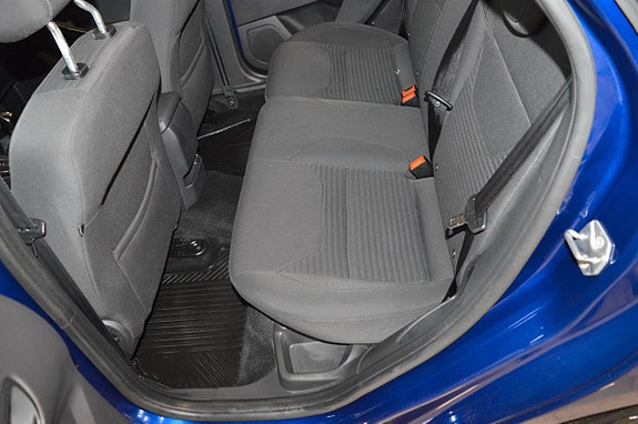 Ford Focus 19 of 21