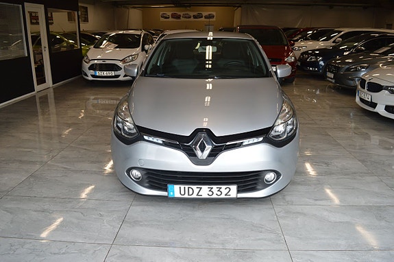 Renault Clio 12 of 21