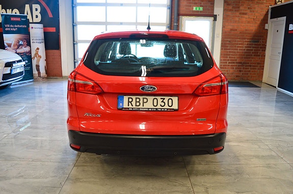 Ford Focus 14 of 21
