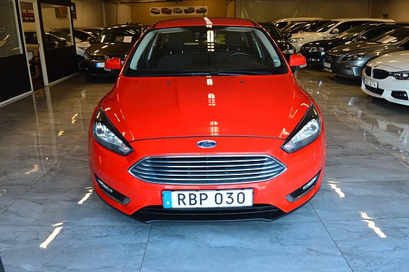 Ford Focus 12 of 21