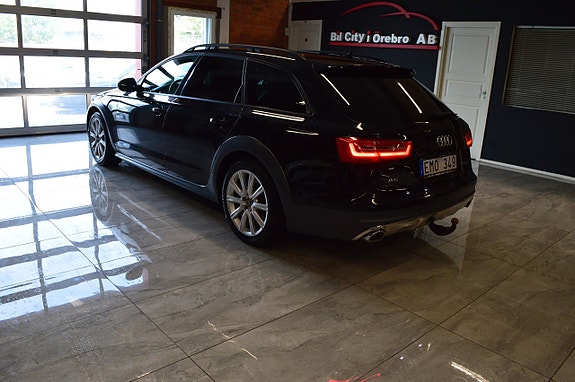 Audi A6 allroad 4 of 5