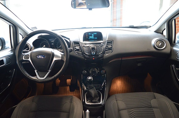 Ford Fiesta 20 of 21