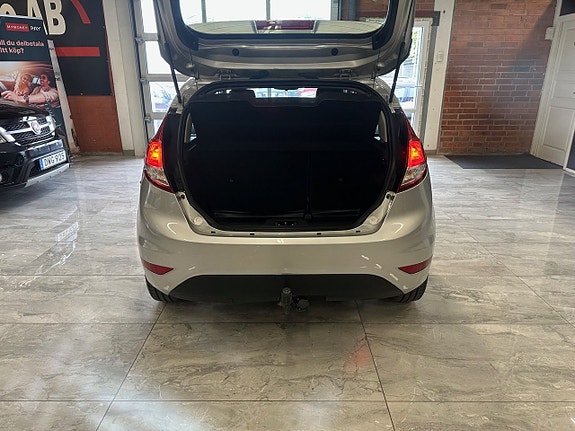 Ford Fiesta 15 of 21