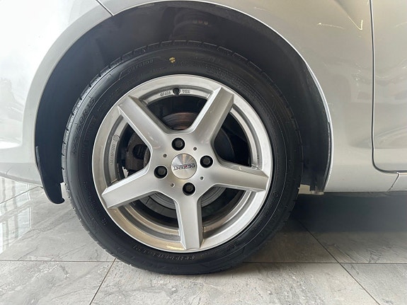 Ford Fiesta 7 of 21