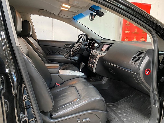 Nissan Murano 9 of 14