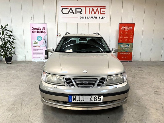 Saab 9-5 2 of 5