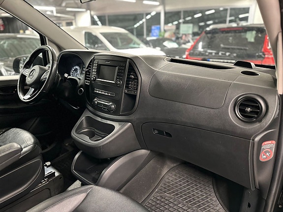 Mercedes-Benz Vito 119 14 of 28