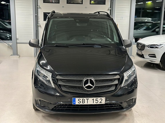 Mercedes-Benz Vito 119 2 of 5