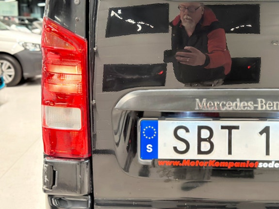 Mercedes-Benz Vito 119 23 of 28