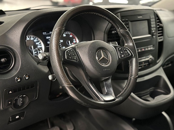 Mercedes-Benz Vito 119 20 of 28