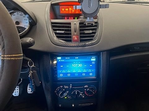 Peugeot 207 CC 15 of 30