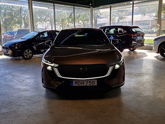 Mazda 6 4 of 5