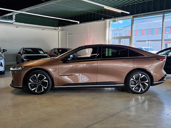 Mazda 6 3 of 5