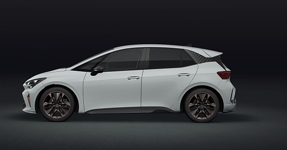 Cupra Born 3 of 6