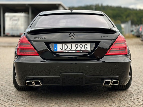 Mercedes-Benz S500 6 of 27
