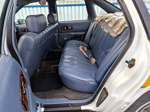 Chevrolet Caprice 12 of 22