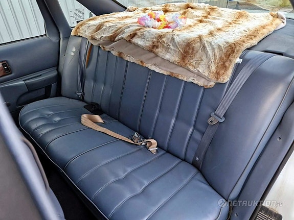 Chevrolet Caprice 13 of 22