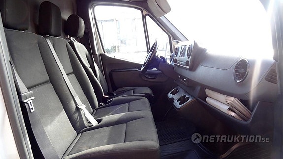 Mercedes-Benz Sprinter 316 8 of 10