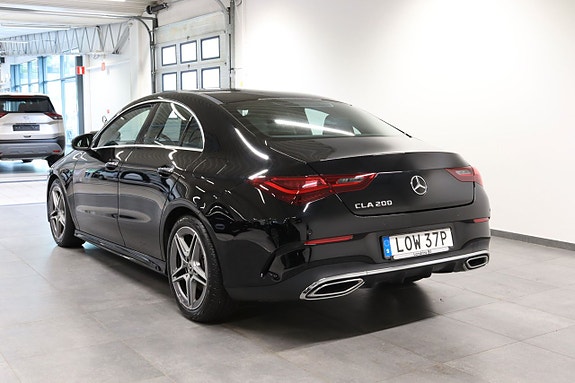 Mercedes-Benz CLA200 4 of 5
