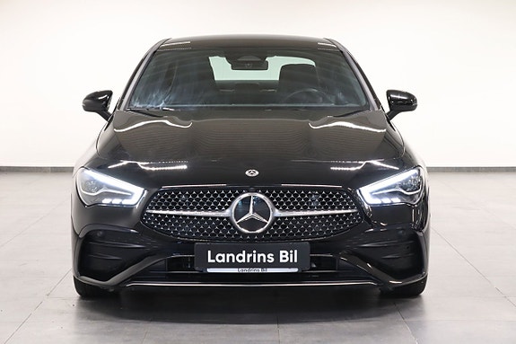 Mercedes-Benz CLA200 2 of 5
