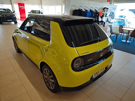 Honda e 4 of 5