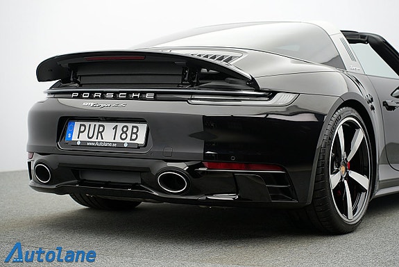 Porsche 911 13 of 30