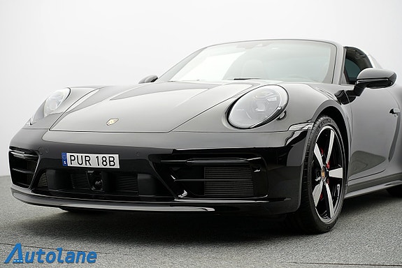 Porsche 911 12 of 30