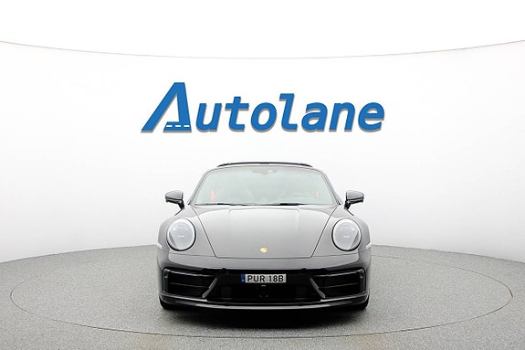 Porsche 911 4 of 5