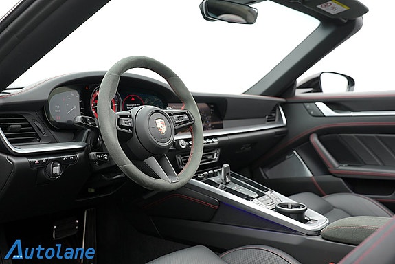 Porsche 911 19 of 30