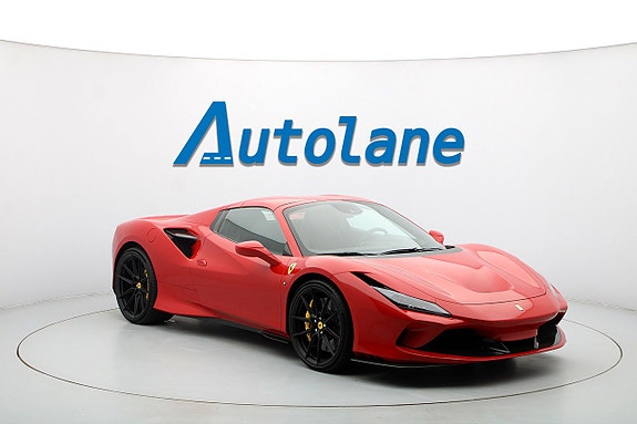 Ferrari F8 Spider 3 of 5