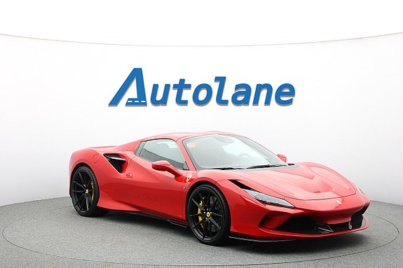 Ferrari F8 Tributo 3 of 30