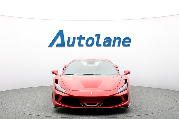 Ferrari F8 Tributo 4 of 30