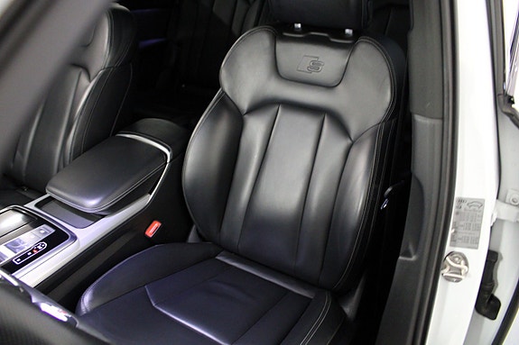 Audi Q7 15 of 25
