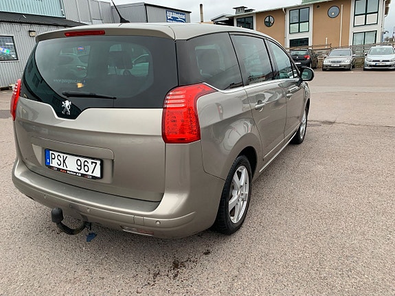 Peugeot 5008 5 of 5