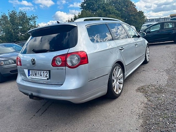 Volkswagen Passat 3 of 5