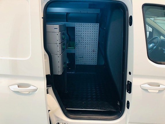 Volkswagen Caddy 7 of 8