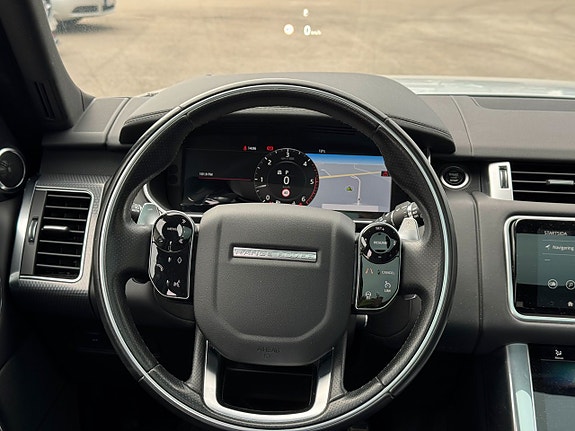 Land Rover Range Rover Sport 10 of 30