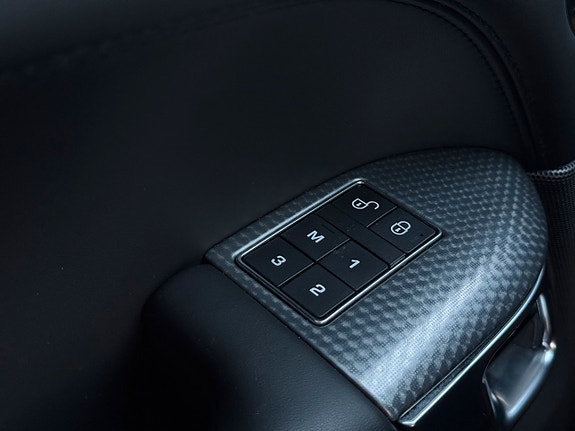 Land Rover Range Rover Sport 19 of 30