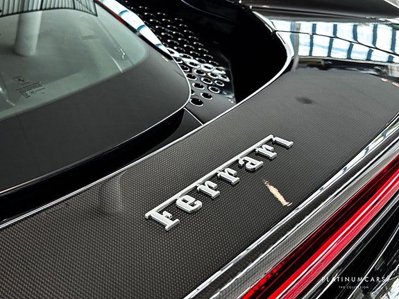 Ferrari SF90 Spider 21 of 23