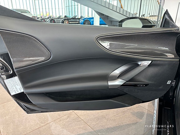 Ferrari SF90 Spider 16 of 23