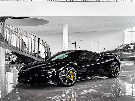Ferrari SF90 Spider 2 of 5